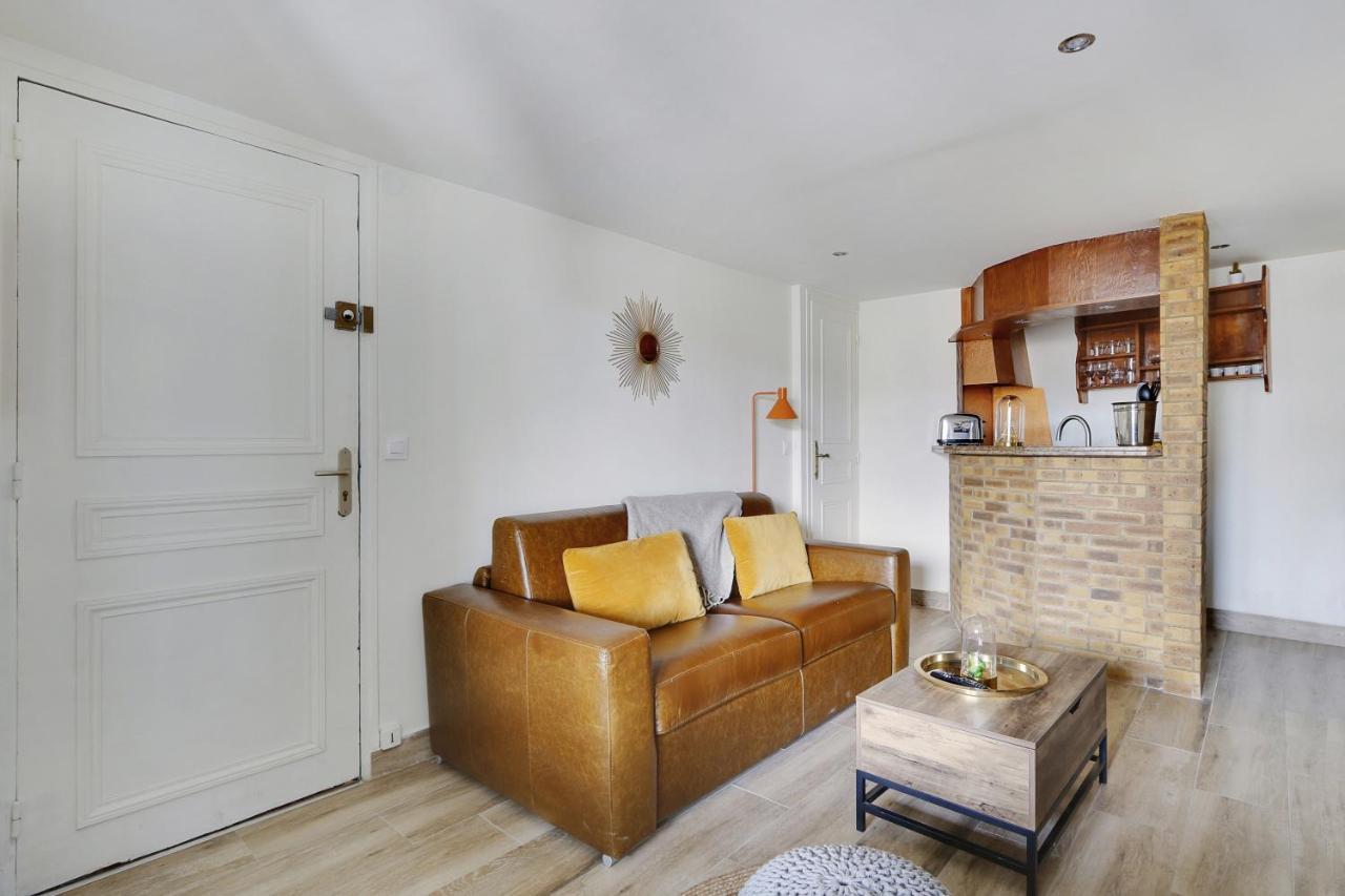 Pick A Flat'S Apartments In Le Marais - Rue Saint Merri Париж Екстер'єр фото