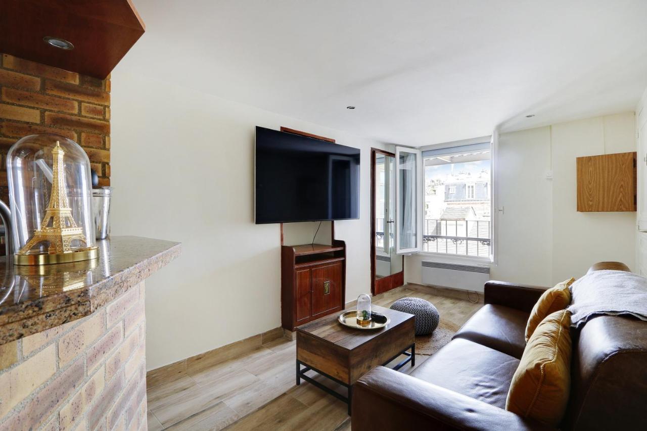 Pick A Flat'S Apartments In Le Marais - Rue Saint Merri Париж Екстер'єр фото