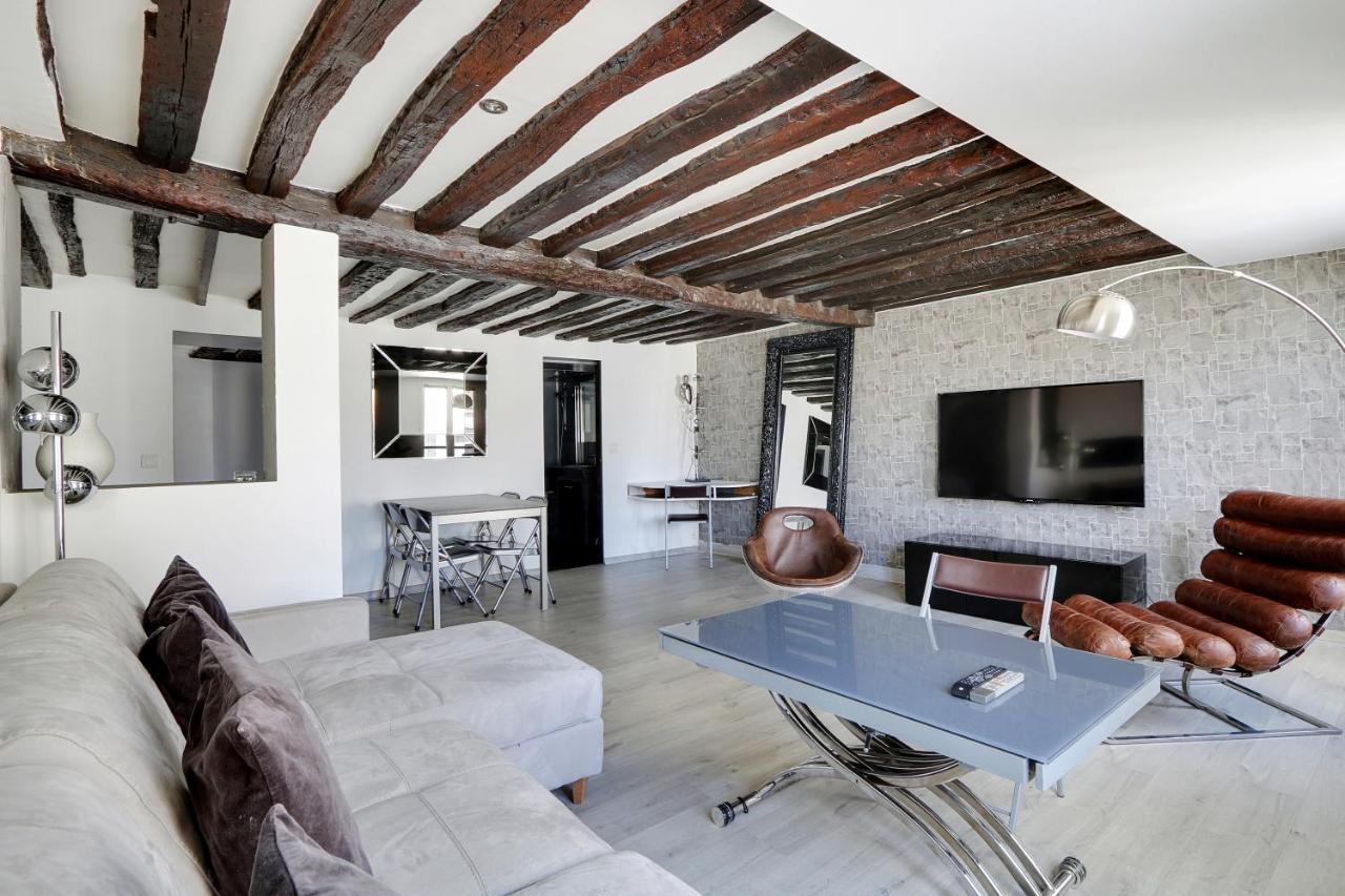 Pick A Flat'S Apartments In Le Marais - Rue Saint Merri Париж Екстер'єр фото