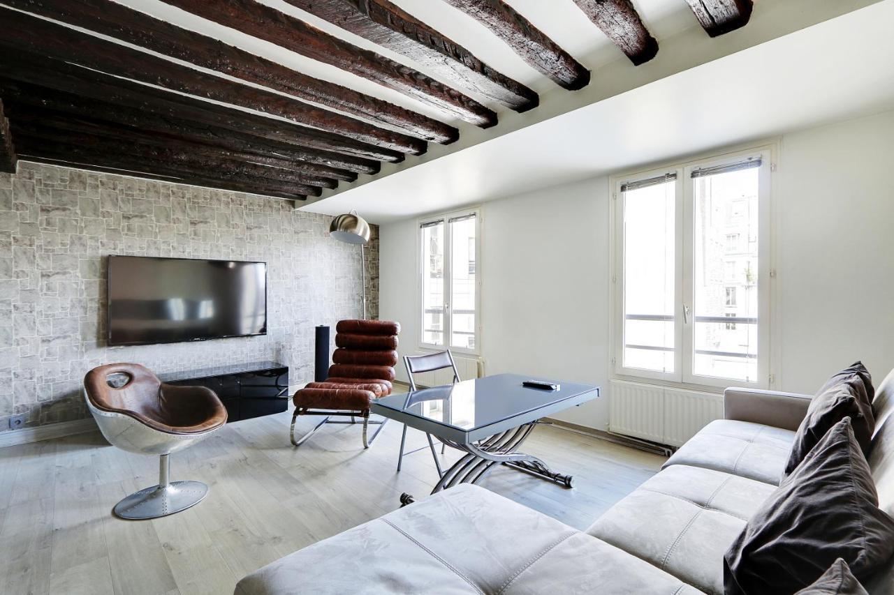 Pick A Flat'S Apartments In Le Marais - Rue Saint Merri Париж Екстер'єр фото